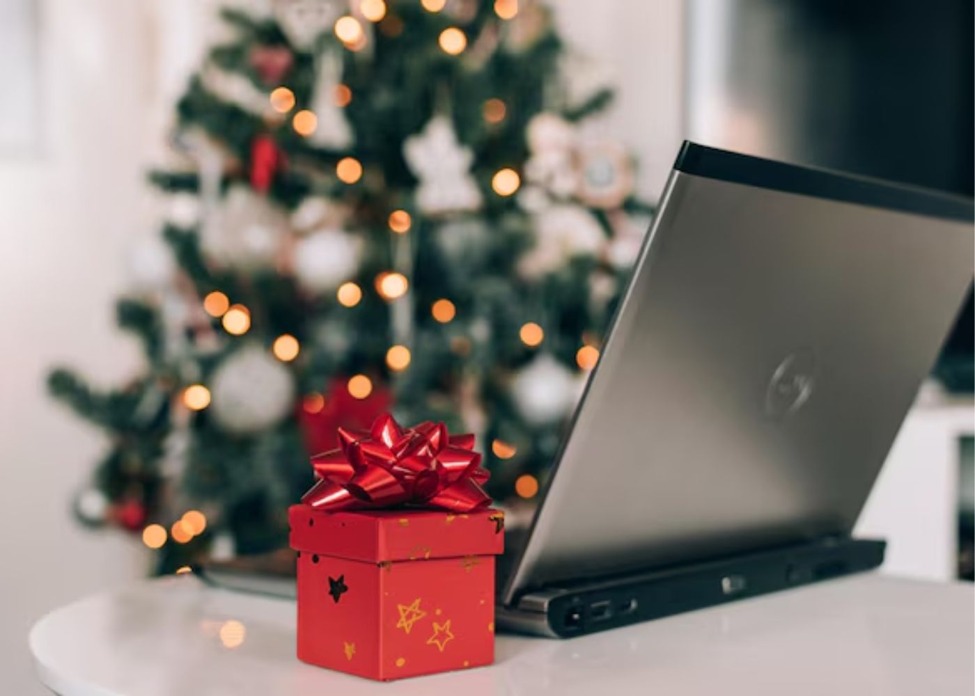 En fin de año, preparar tus redes para vender en Navidad es clave para potenciar tus ventas y fortalecer la presencia digital de tu marca.